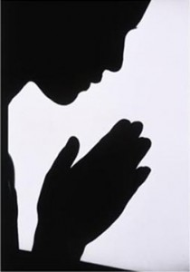 silhouette-of-woman-praying